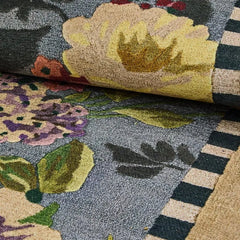 Tudor Rose 2' x 3' Washable Rug