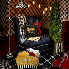 Courtly Farmhouse Floor Lamp